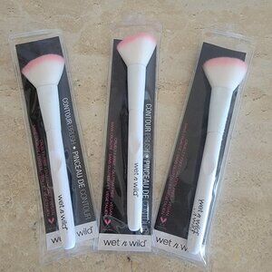 Wet n Wild 3 Contour Brushes NIB